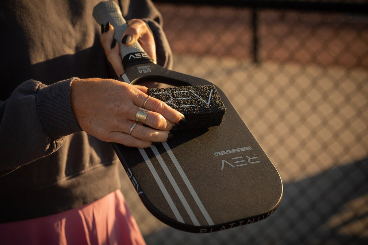 Sporting Goods Carbon Fiber Paddle Cleaner